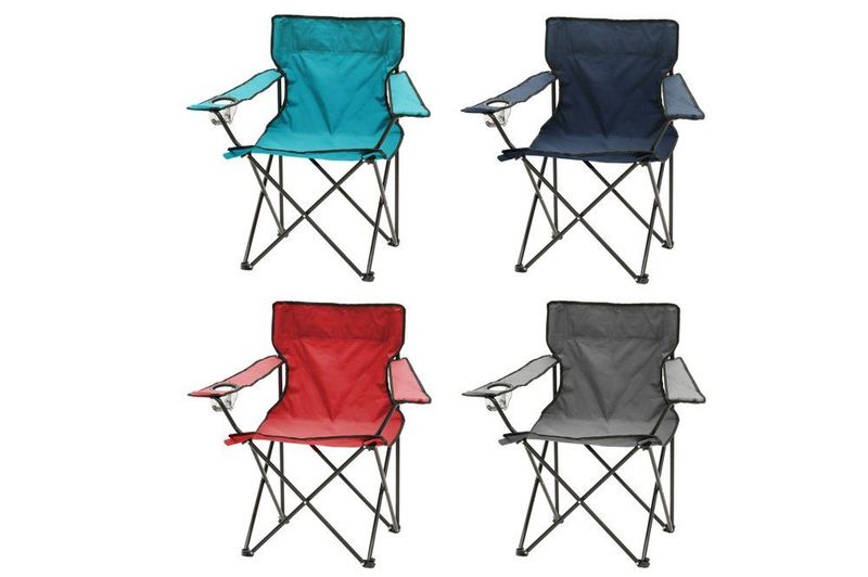 Campingstol sammenleggbar med koppholder i armlenet