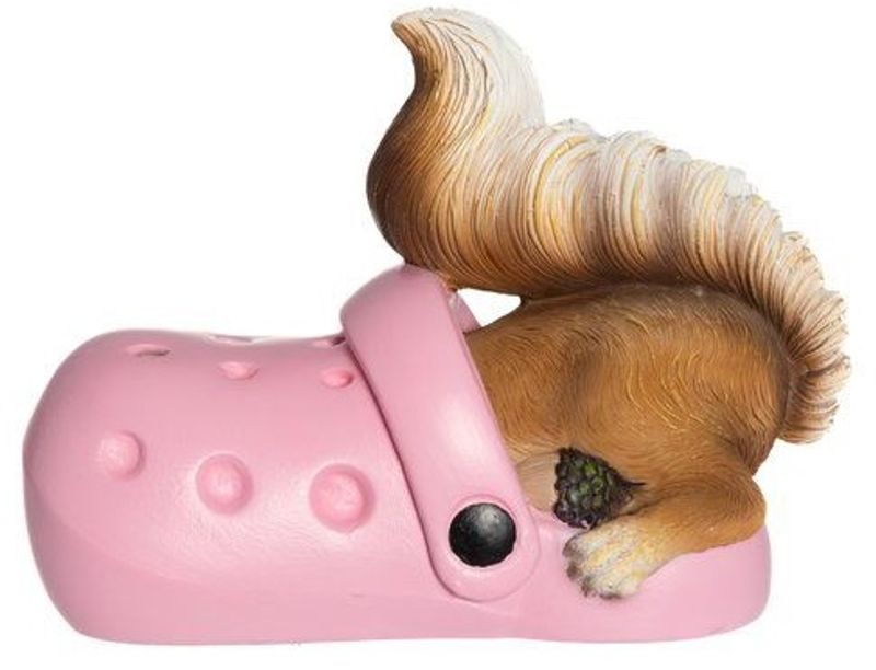 Hagefigur dyr i sandal